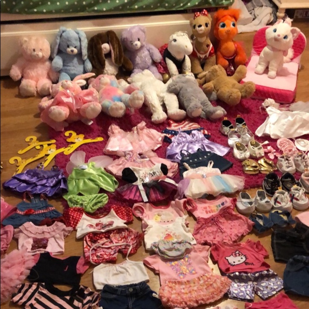 ❤️SOLD❤️ Build a bear lot